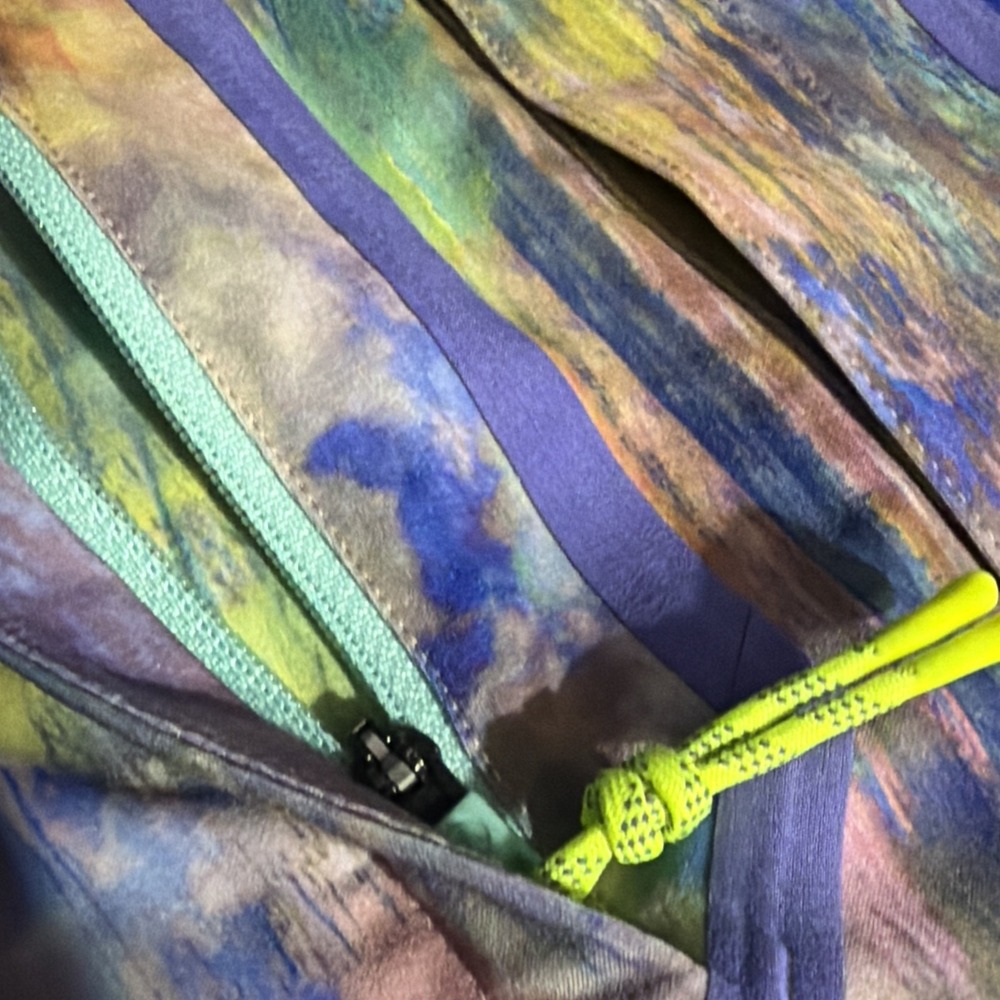 Lululemon Water Repellent Hiking Short Sleeve Colorful Shirt Men's XL Tie Dye - Picture 7 of 8